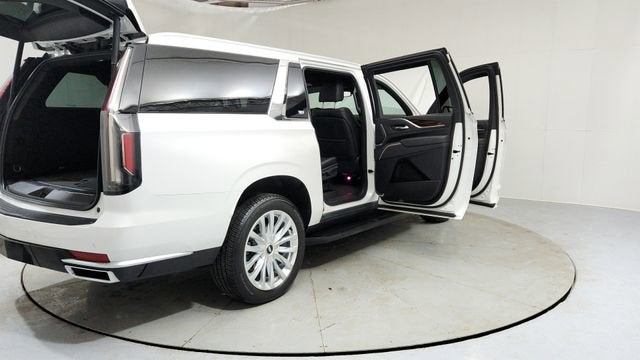 2021 Cadillac Escalade ESV Luxury