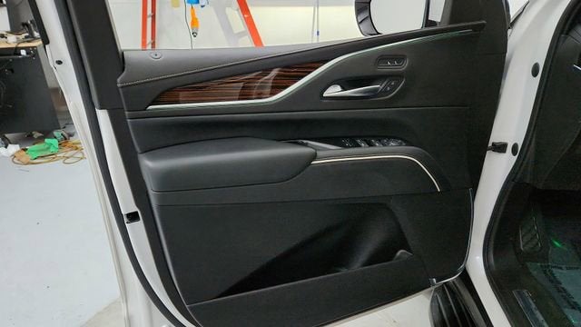 2021 Cadillac Escalade ESV Luxury