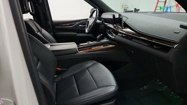 2021 Cadillac Escalade ESV Luxury