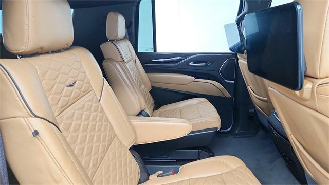 2024 Cadillac Escalade ESV Premium Luxury