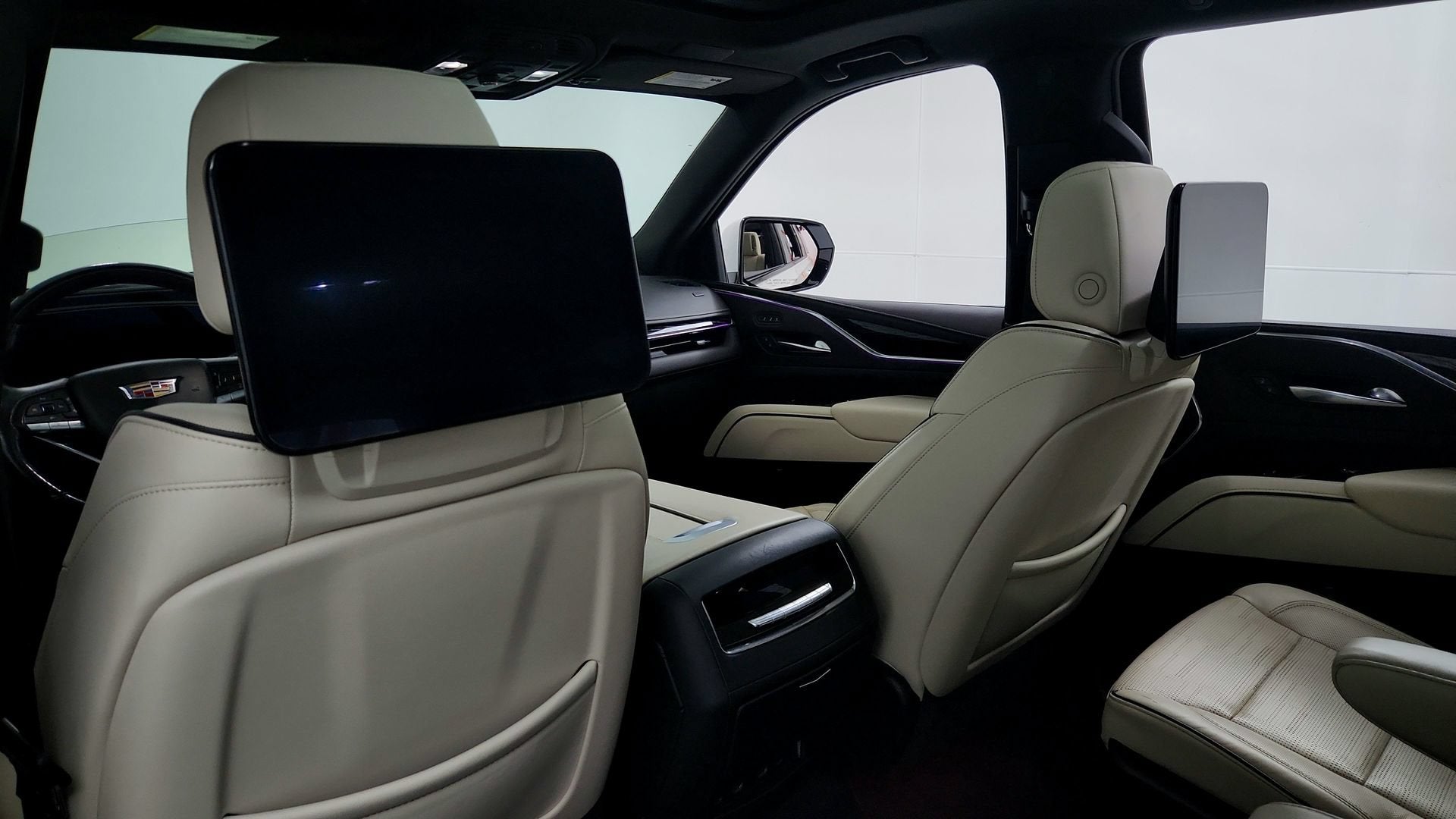2023 Cadillac Escalade ESV 4WD Sport