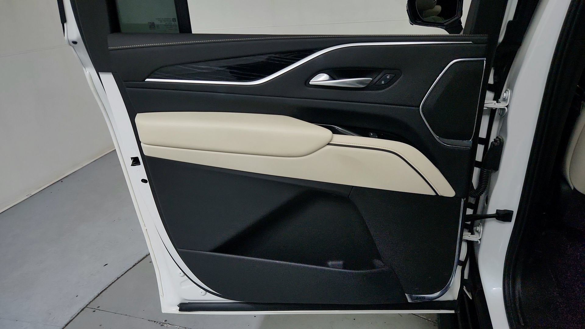 2023 Cadillac Escalade ESV 4WD Sport