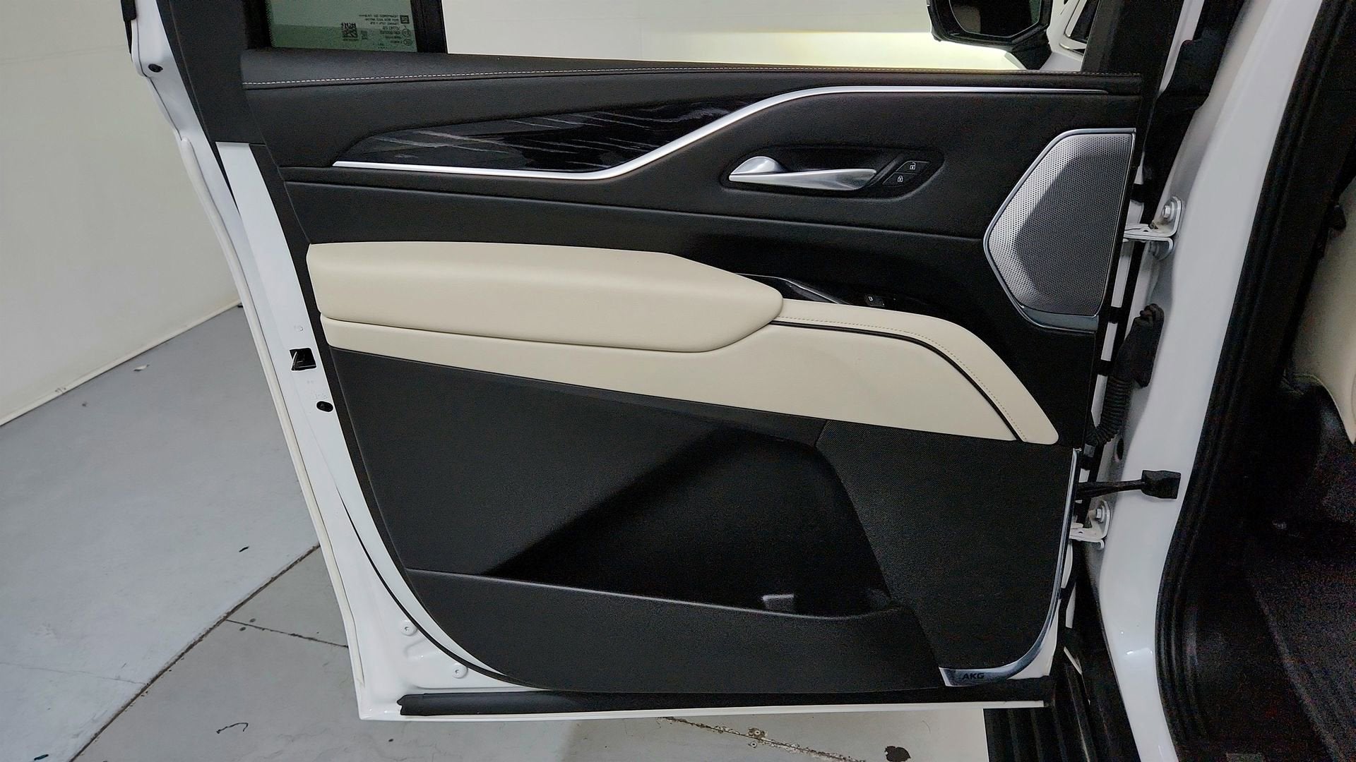2023 Cadillac Escalade ESV Sport