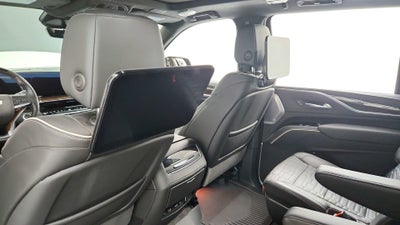 2023 Cadillac Escalade ESV 4WD Sport Platinum