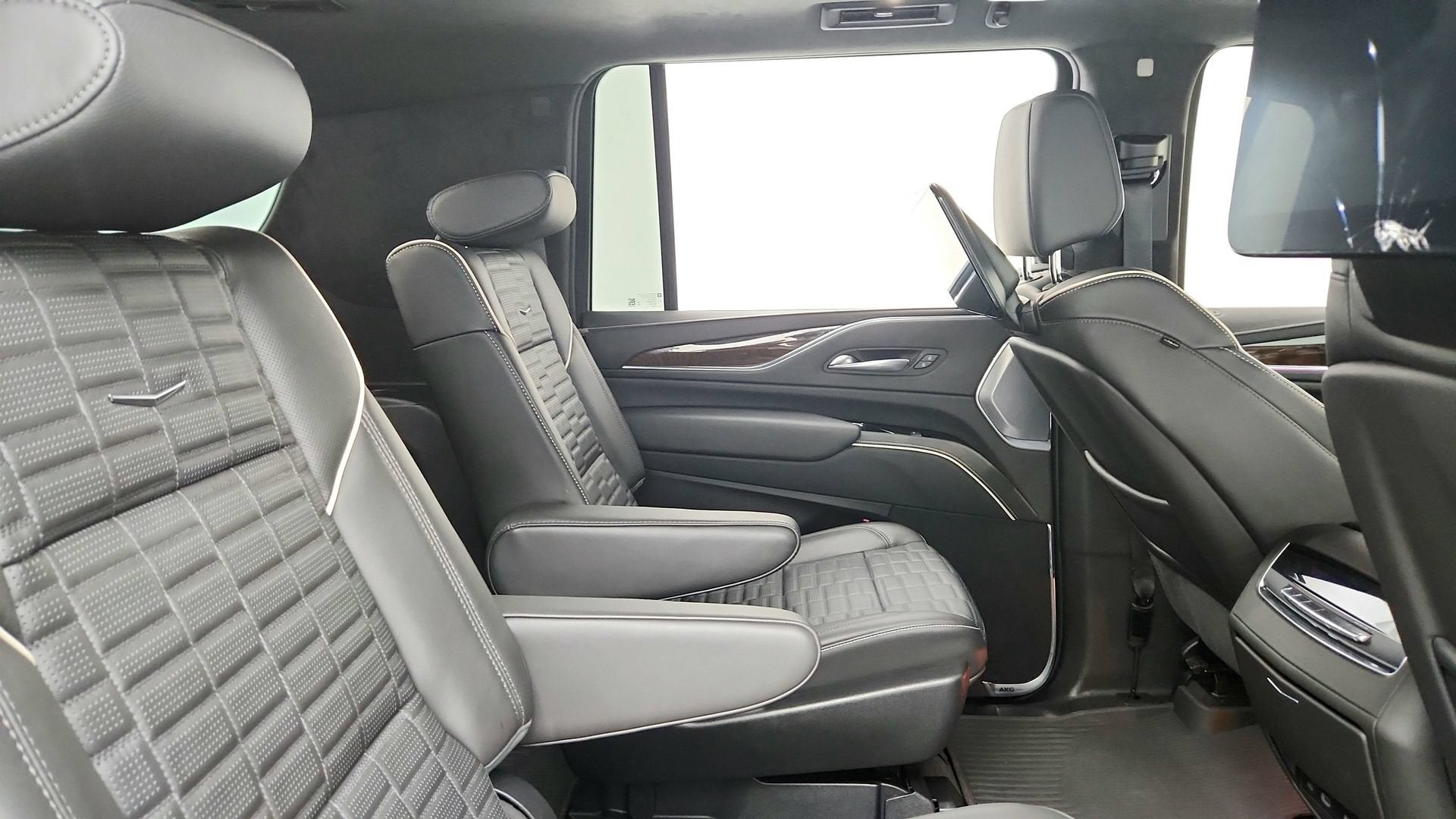 2023 Cadillac Escalade ESV 4WD Sport Platinum