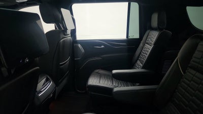 2023 Cadillac Escalade ESV 4WD Sport Platinum
