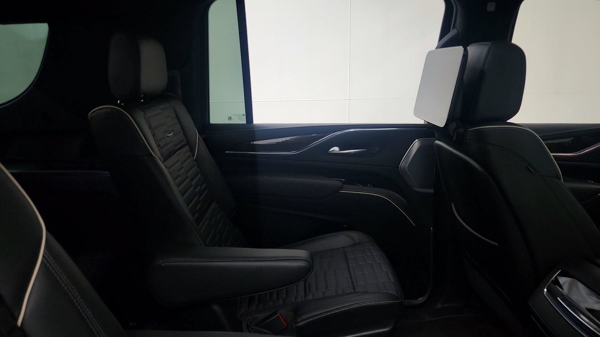 2023 Cadillac Escalade ESV 4WD Sport Platinum