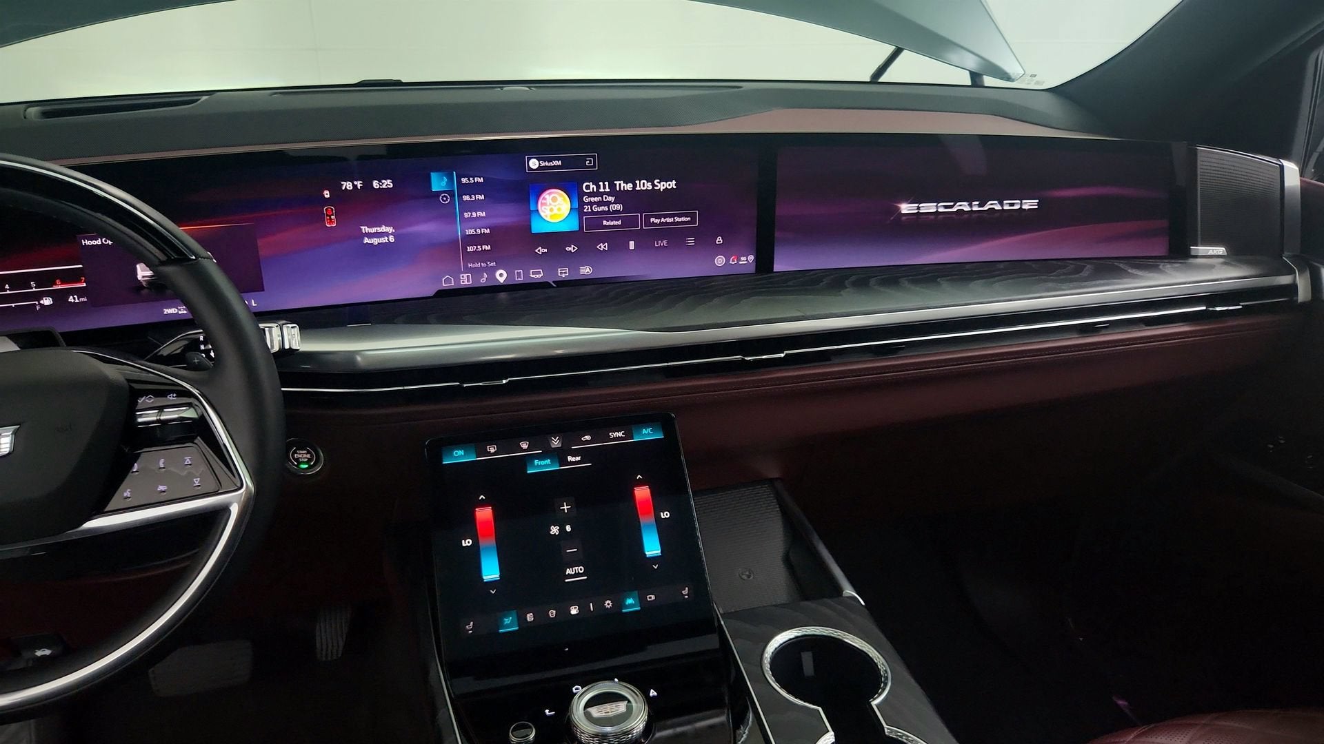 2026 Cadillac Escalade Luxury