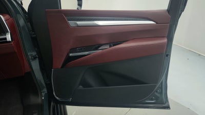2026 Cadillac Escalade Luxury