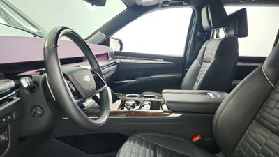 2025 Cadillac Escalade Sport Platinum