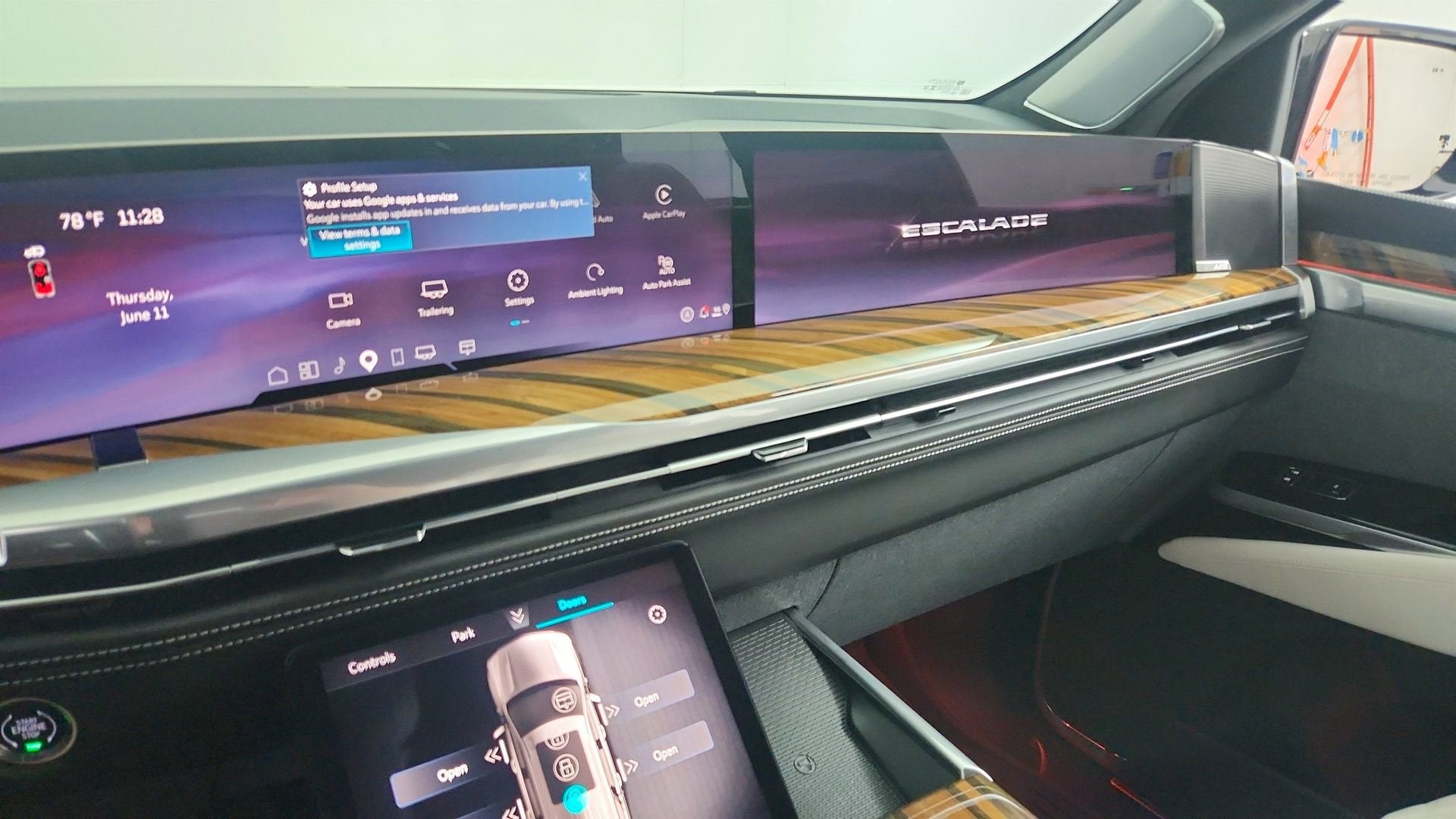 2025 Cadillac Escalade Sport Platinum