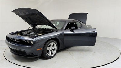 2017 Dodge Challenger SXT