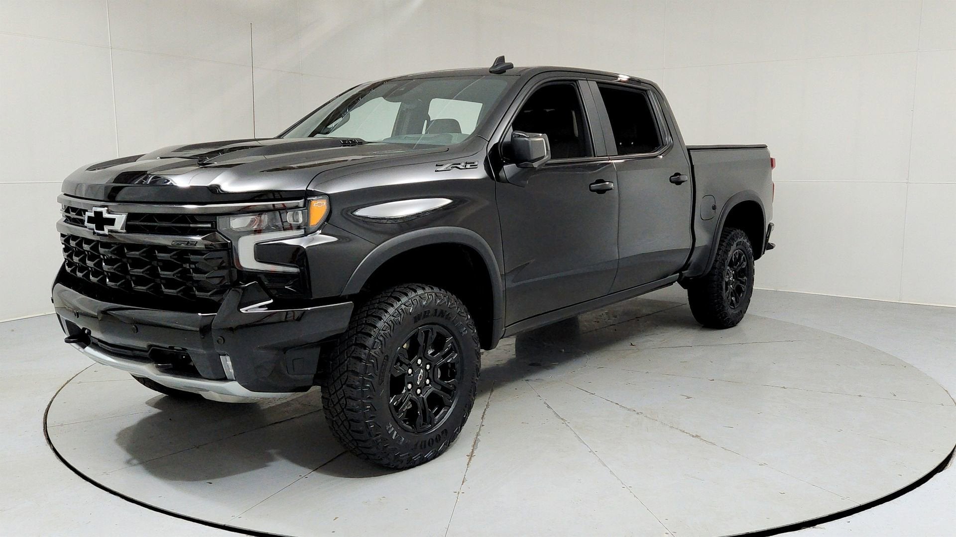 2025 Chevrolet Silverado 1500 ZR2