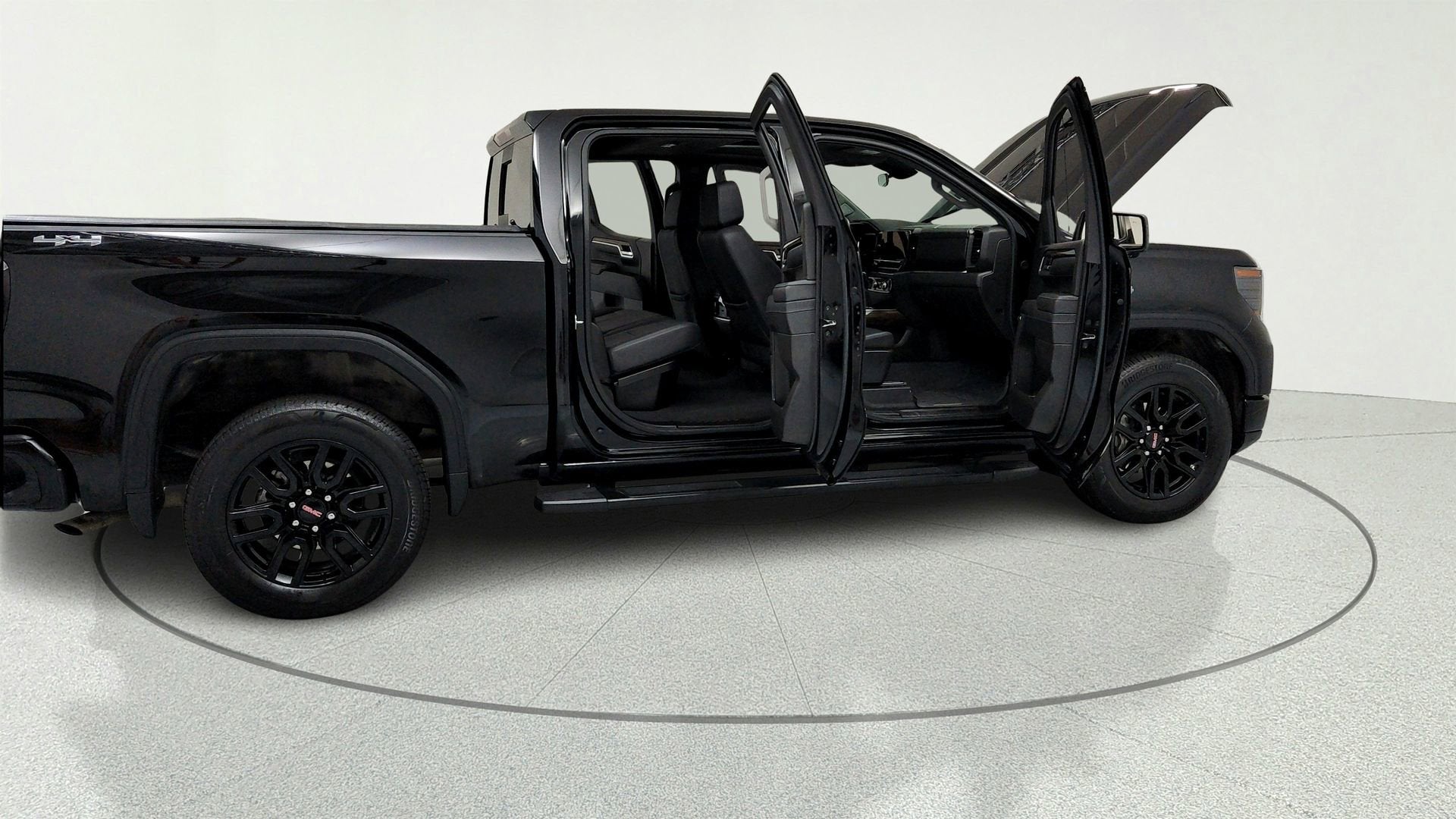 2025 GMC Sierra 1500 Elevation