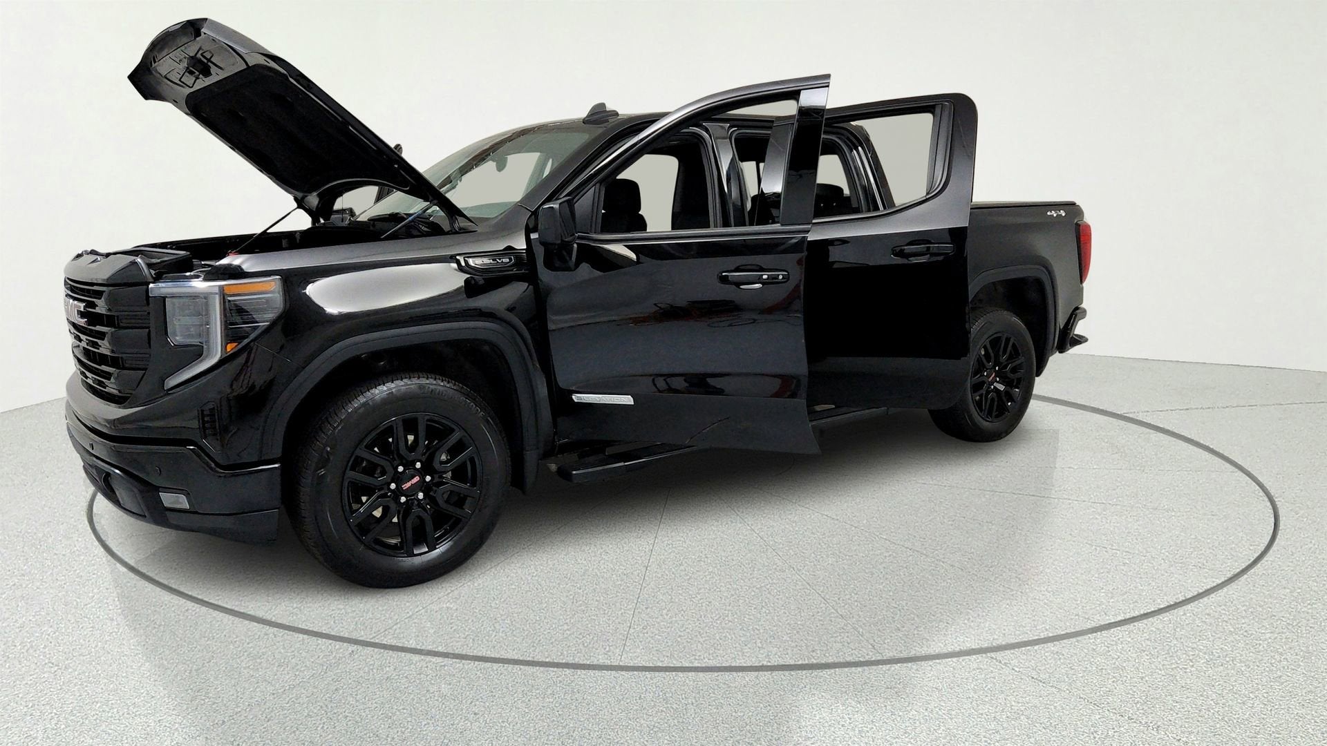 2025 GMC Sierra 1500 Elevation
