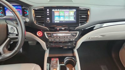 2022 Honda Pilot AWD Touring 7 Passenger