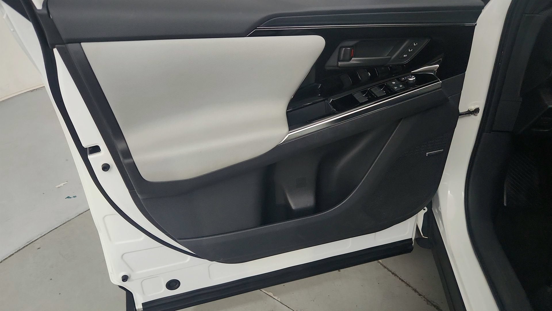 2023 Subaru Solterra Limited