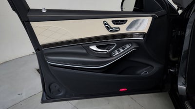 2018 Mercedes-Benz S 560 4MATIC®