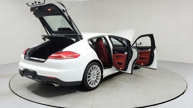 2014 Porsche Panamera 4