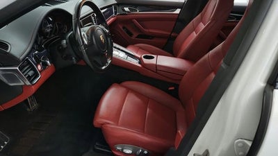 2014 Porsche Panamera 4
