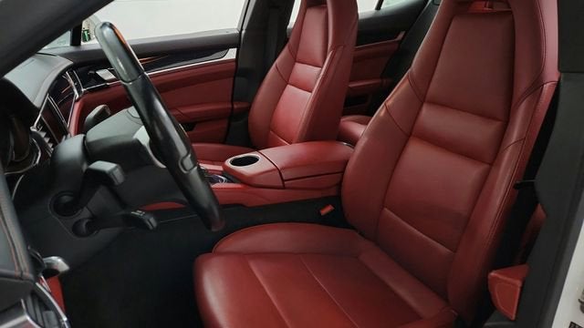 2014 Porsche Panamera 4