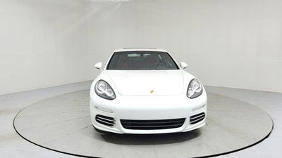 2014 Porsche Panamera 4