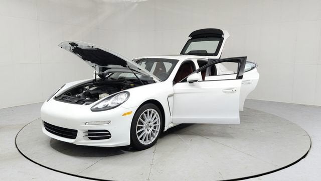 2014 Porsche Panamera 4
