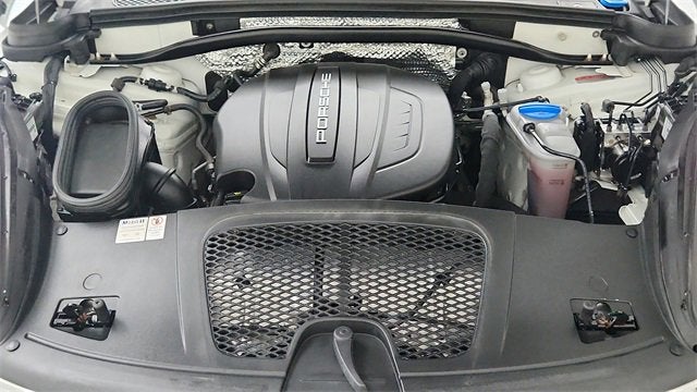 2018 Porsche Macan 4DR SUV AWD